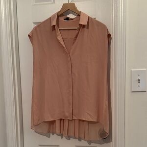 Banana Republic Pleated Back Blouse
